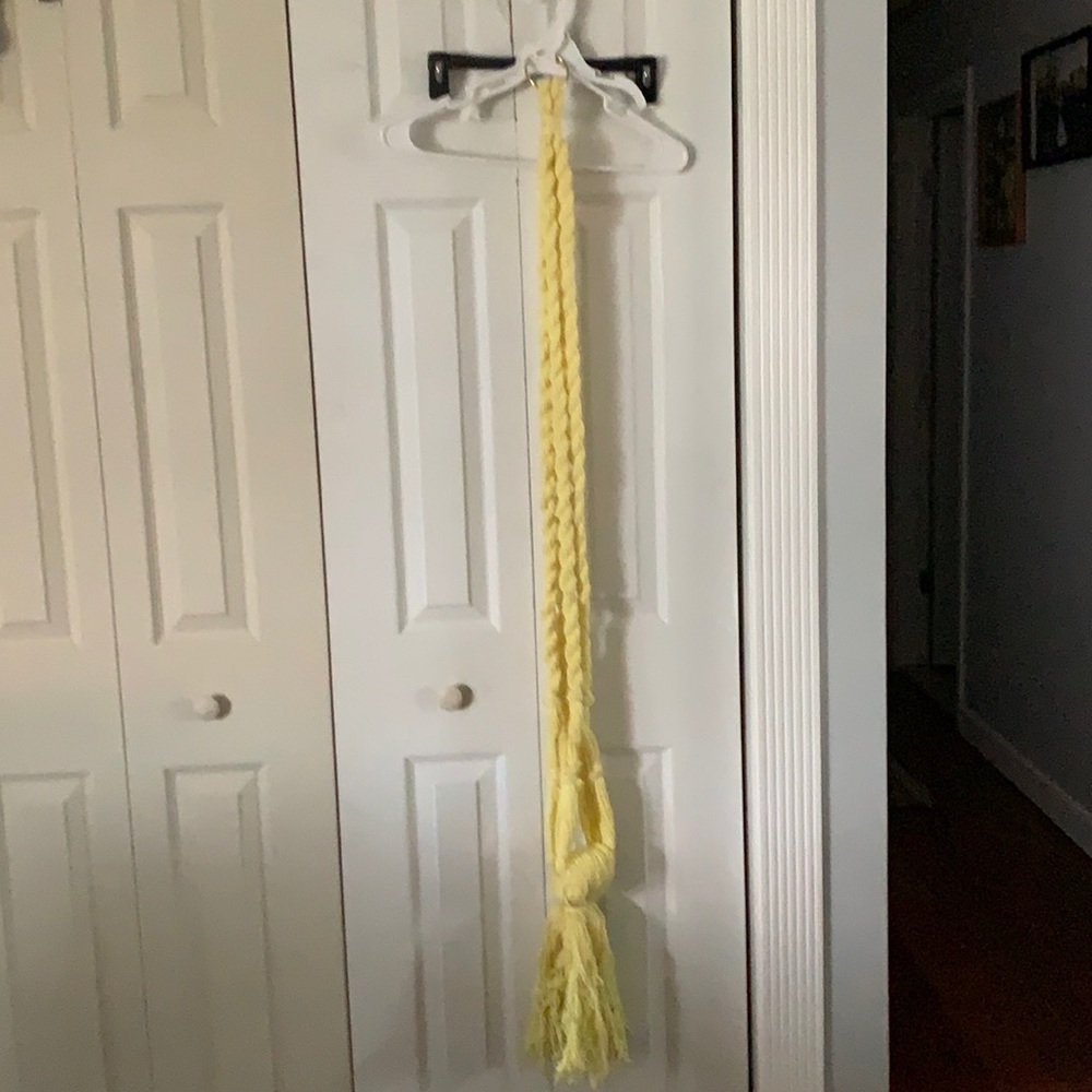 Macramé plant hanger